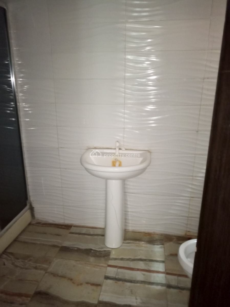 Family Residential Only: Large 5bedroom with Bq Gatehouse 6car Park, Secured Estate, Osapa, Lekki, Lagos, Detached Duplex for Rent