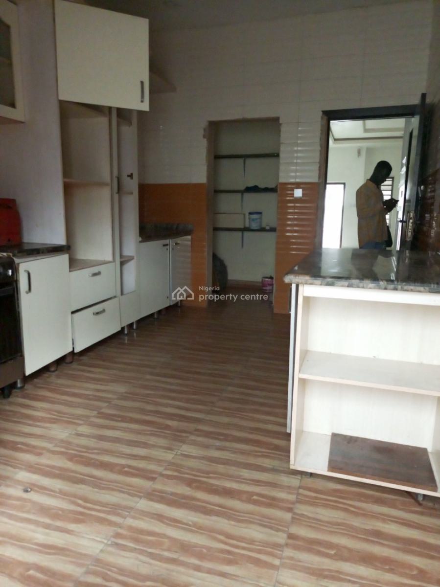 Family Residential Only: Large 5bedroom with Bq Gatehouse 6car Park, Secured Estate, Osapa, Lekki, Lagos, Detached Duplex for Rent
