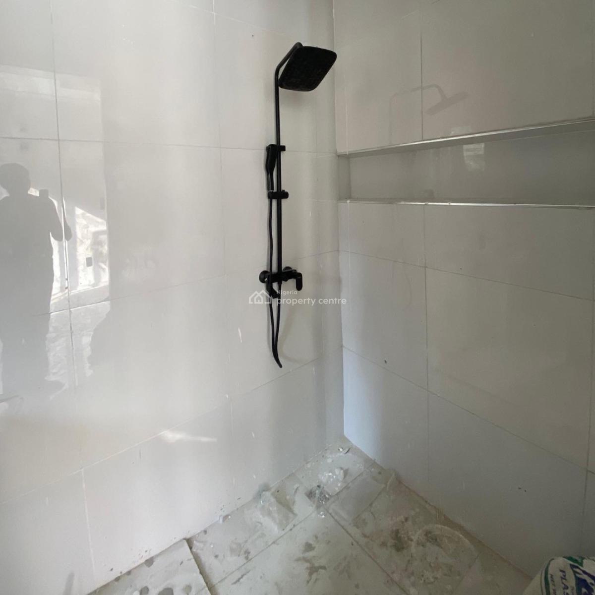 Nicely Built 2 Bedroom Apartment with Communal Pool & Elevator, Ikate, Lekki, Lagos, Flat / Apartment for Sale