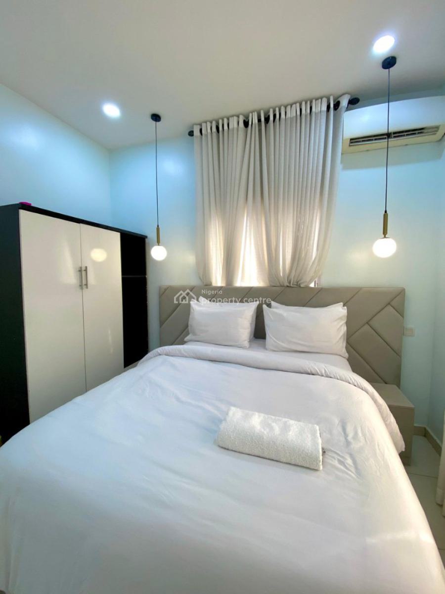 Minimalist 3 Bedroom Apartment, Lekki Right Close to White Sand School Lekki 1, Lekki Phase 1, Lekki, Lagos, Flat / Apartment Short Let