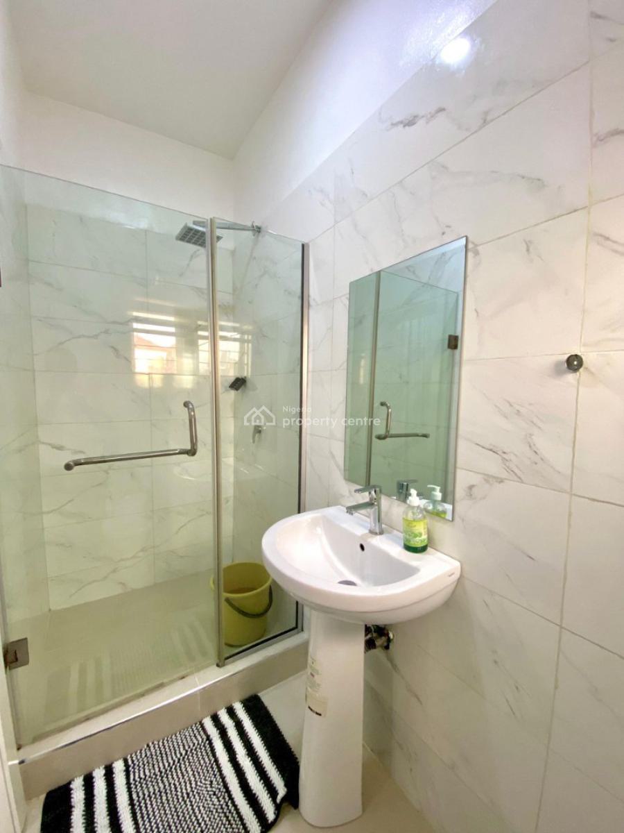 Minimalist 3 Bedroom Apartment, Lekki Right Close to White Sand School Lekki 1, Lekki Phase 1, Lekki, Lagos, Flat / Apartment Short Let