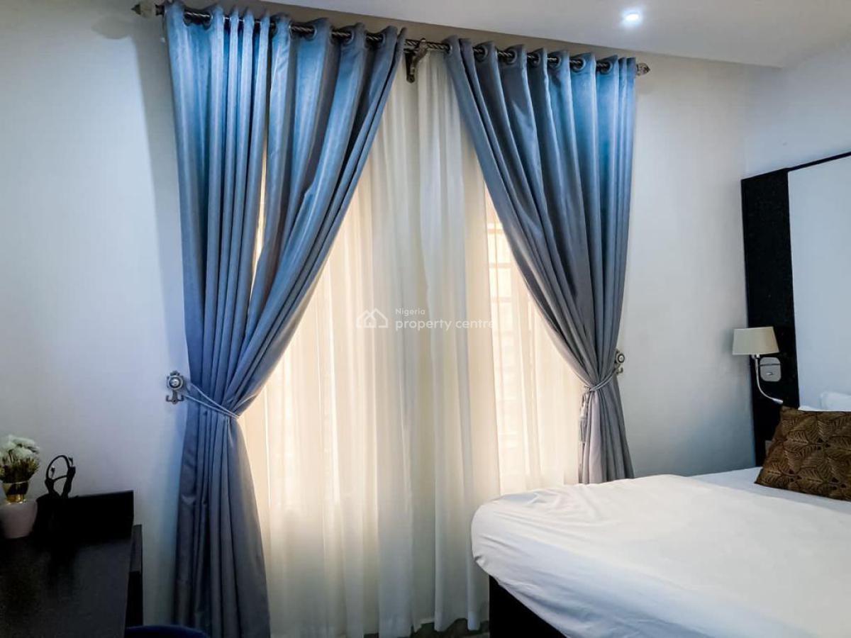 Exquisite 2 Bedroom Apartment, Lekki Phase 1, Lekki, Lagos, Flat / Apartment Short Let