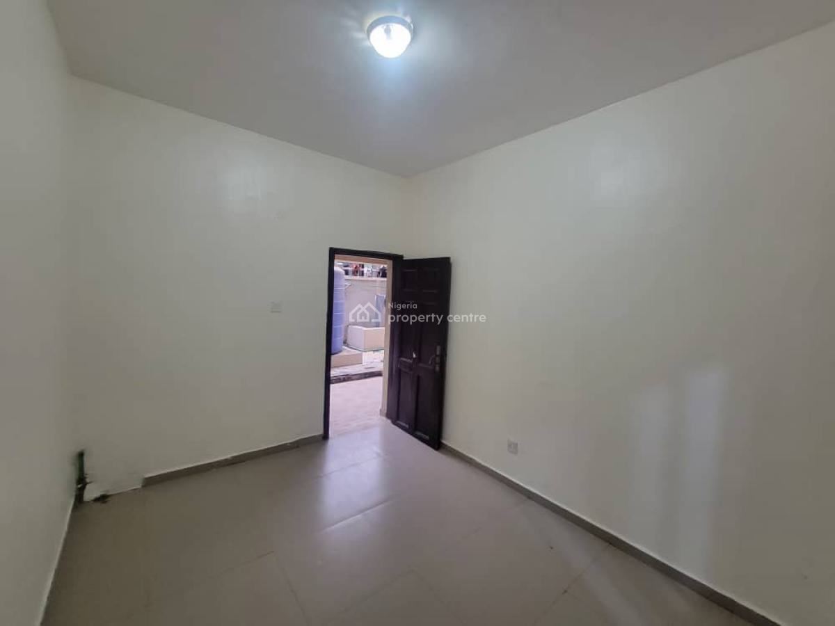 2 Rooms Miniflat Bq, Off Ajose Adeogun, Victoria Island (vi), Lagos, Mini Flat (room and Parlour) for Rent