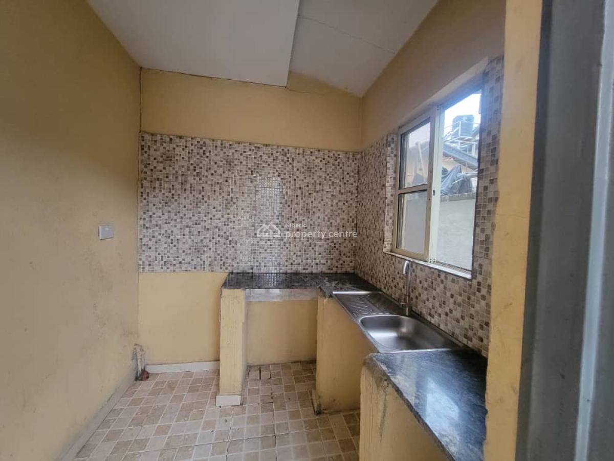 2 Rooms Miniflat Bq, Off Ajose Adeogun, Victoria Island (vi), Lagos, Mini Flat (room and Parlour) for Rent