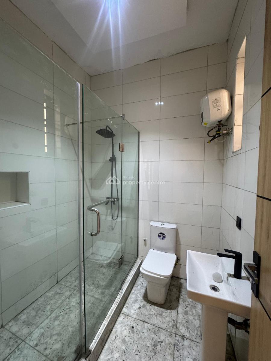 Newly Built 2 Bedroom Apartment with Pool and Gym Suitable for Investm, Ikate Elegushi, Lekki, Lagos, Flat / Apartment for Sale