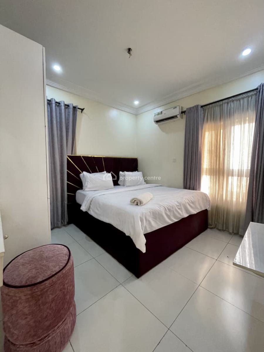 Luxurious 2 Bedroom Apartment, Off Admiralty Way, Lekki Phase 1, Lekki, Lagos, Flat / Apartment Short Let
