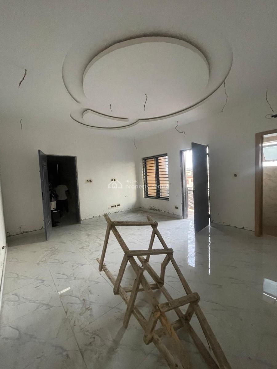 Nicely Built Large 2 Bedroom Apartments, Akoka, Yaba, Lagos, Flat / Apartment for Sale