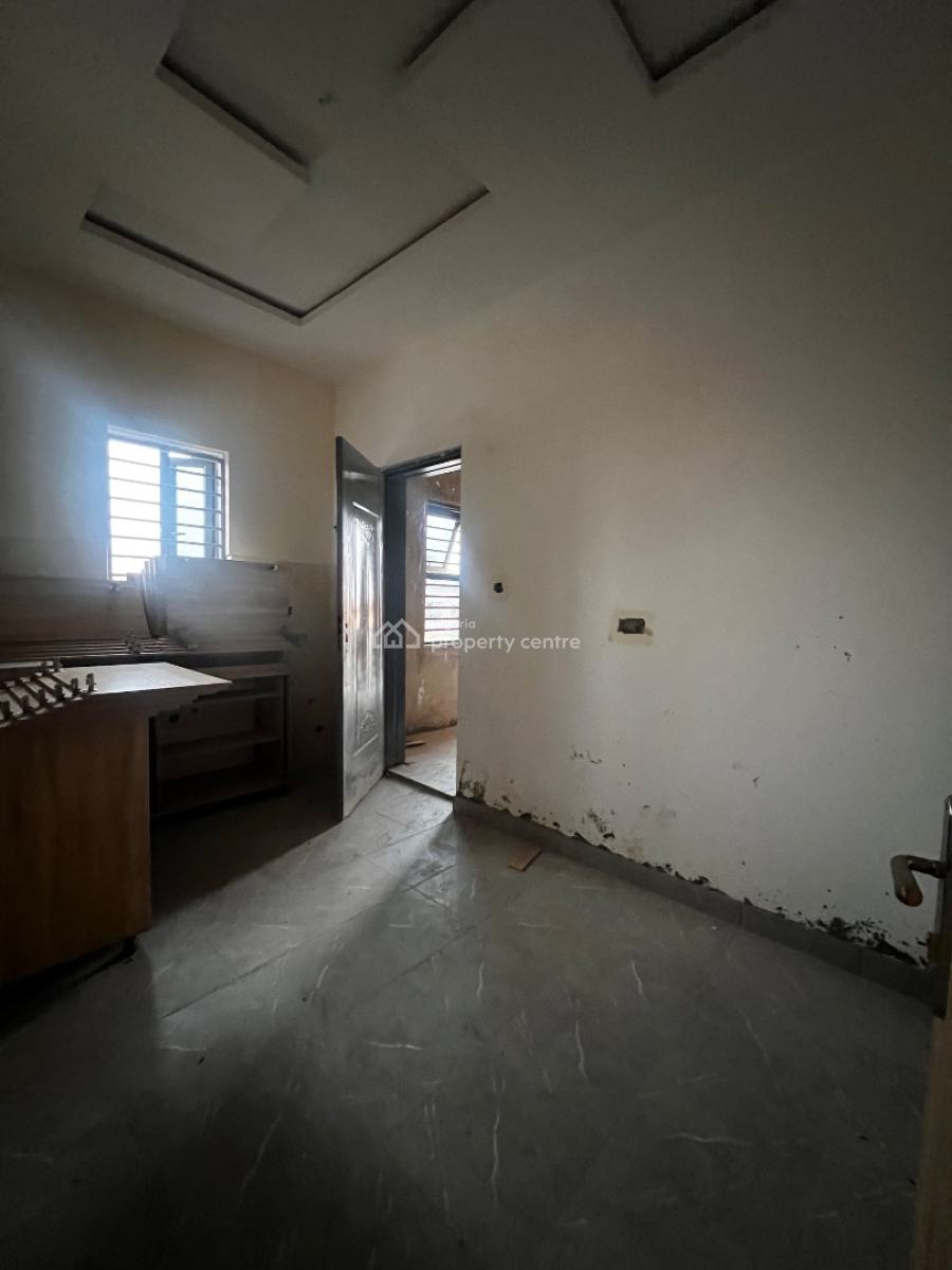 Nicely Built Large 2 Bedroom Apartments, Akoka, Yaba, Lagos, Flat / Apartment for Sale