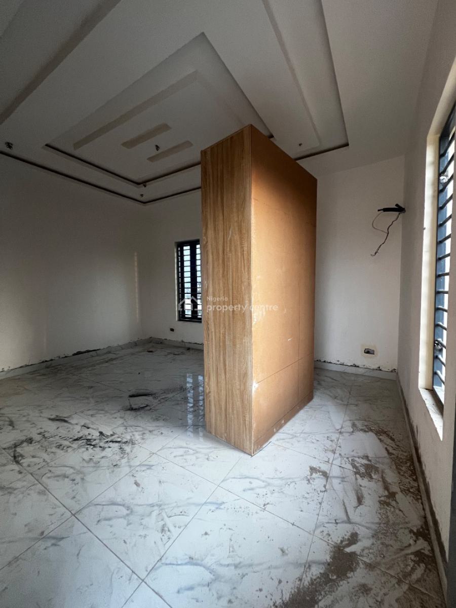 Nicely Built Large 2 Bedroom Apartments, Akoka, Yaba, Lagos, Flat / Apartment for Sale