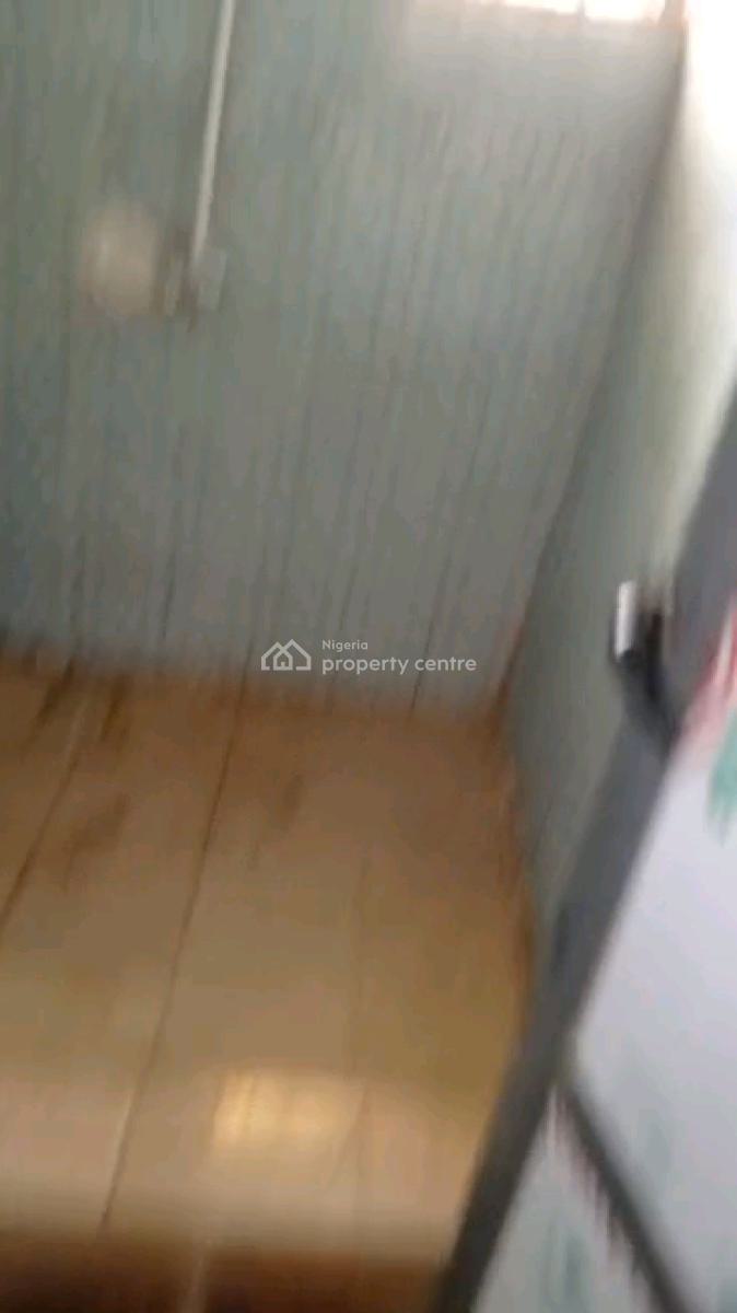 Executive 2 Bedroom Flat, Yaba, Lagos, Flat / Apartment for Rent