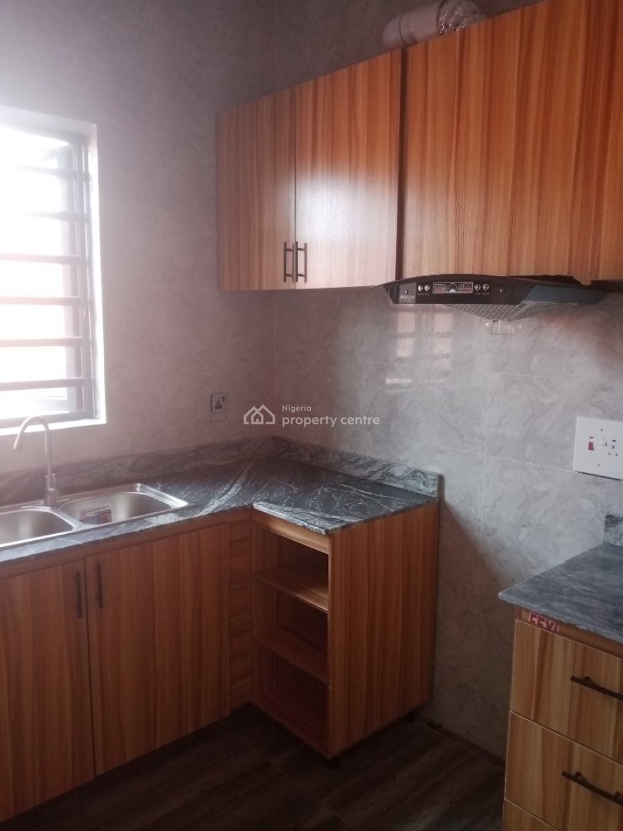 Newly Built Luxury 2 Bedroom, Scheme 2, Ajah, Lagos, Flat / Apartment for Rent