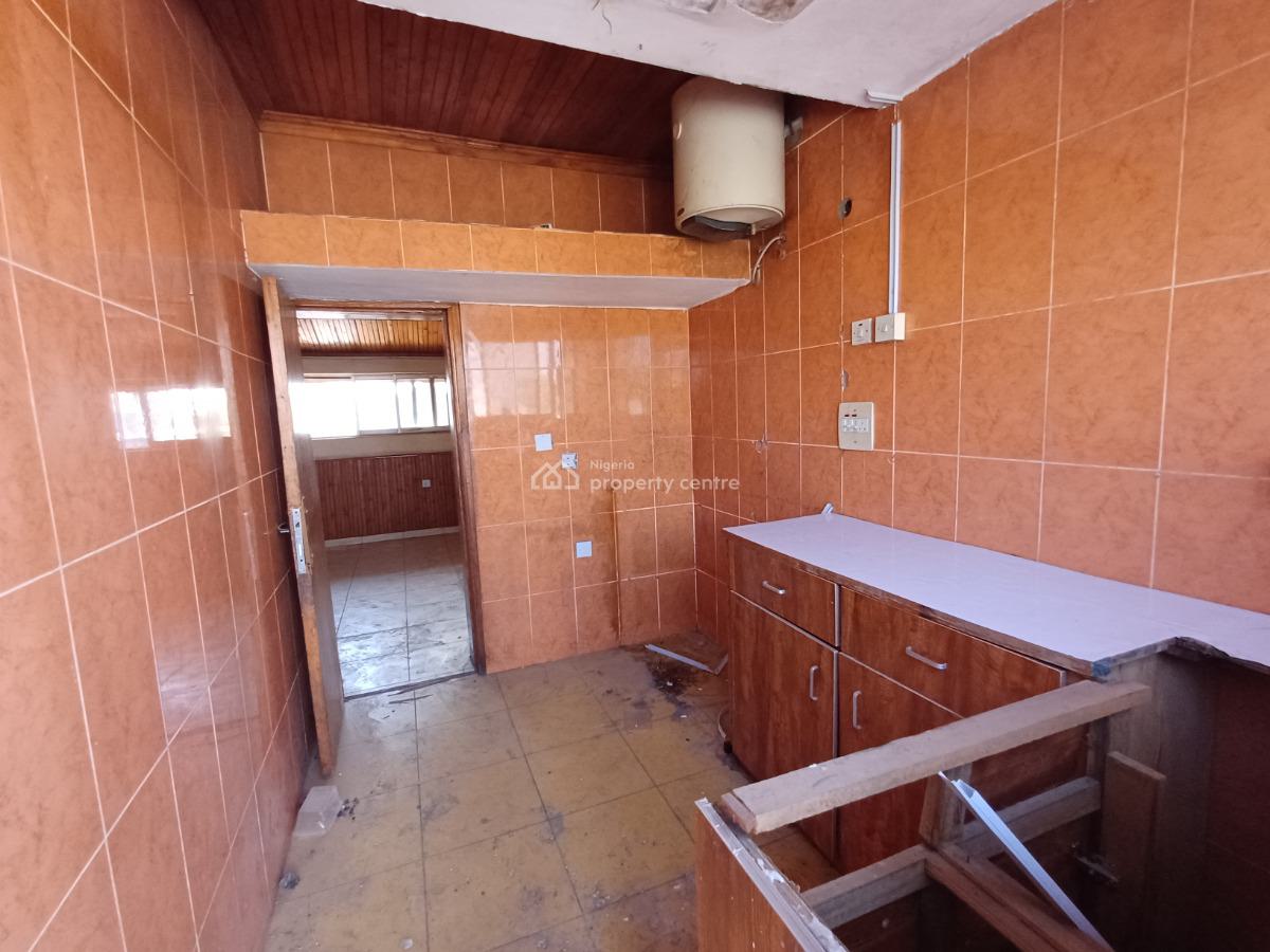 Strategically Located 400sqm Space, Wuse, Abuja, Office Space for Rent