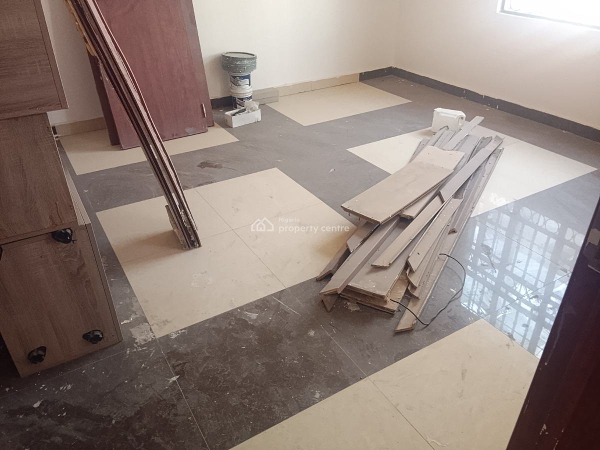 Renovated Five Bedrooms Semi Detached Duplex with Bq, Katampe (main), Katampe, Abuja, Semi-detached Duplex for Rent