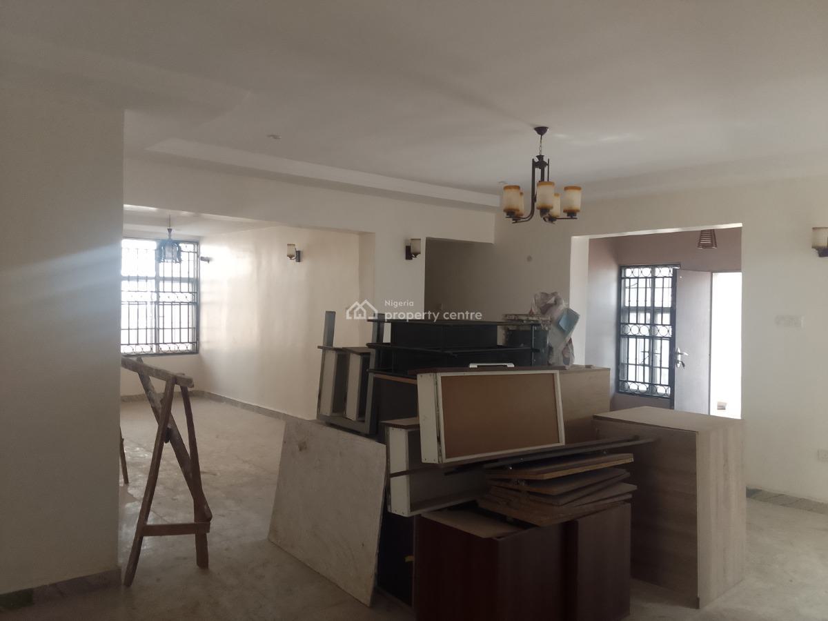 Renovated Five Bedrooms Semi Detached Duplex with Bq, Katampe (main), Katampe, Abuja, Semi-detached Duplex for Rent