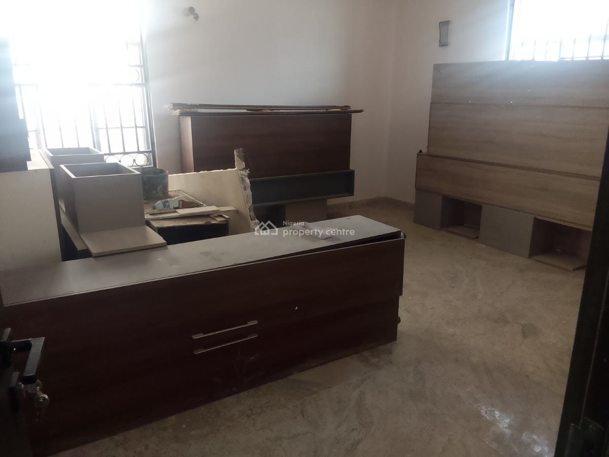 Renovated Five Bedrooms Semi Detached Duplex with Bq, Katampe (main), Katampe, Abuja, Semi-detached Duplex for Rent