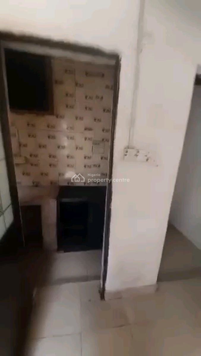 Charming Mini Flat, Oriola Street, Alapere, Ketu, Lagos, Mini Flat (room and Parlour) for Rent