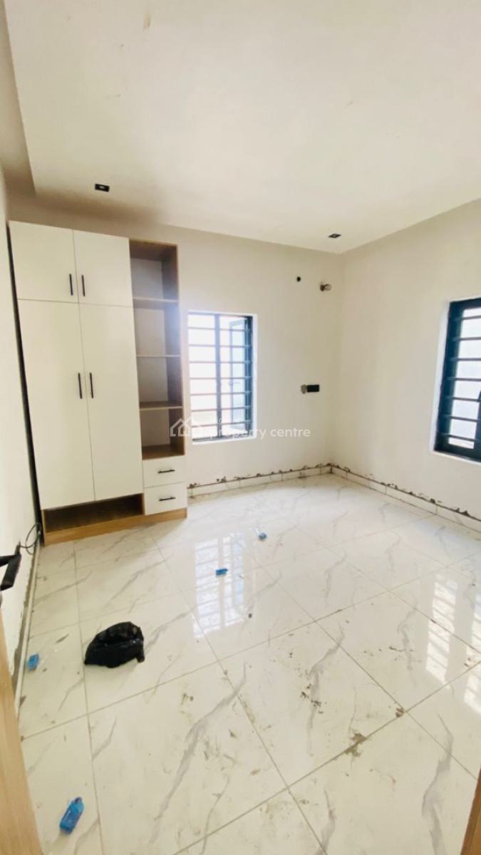 Brand New Luxury 2 Bedroom Apartment, Behind Blenco, Sangotedo, Ajah, Lagos, Flat / Apartment for Rent