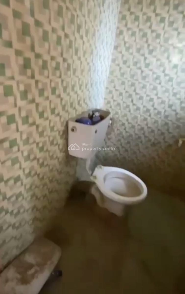 3 Bedrooms Detached Duplex, Ajao Estate, Isolo, Lagos, Detached Duplex for Sale