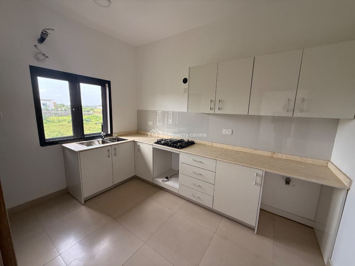 Brand New 2 Bedroom Flat for Super Distress, Beechwood Estate, Lakowe, Ibeju Lekki, Lagos, Flat / Apartment for Sale