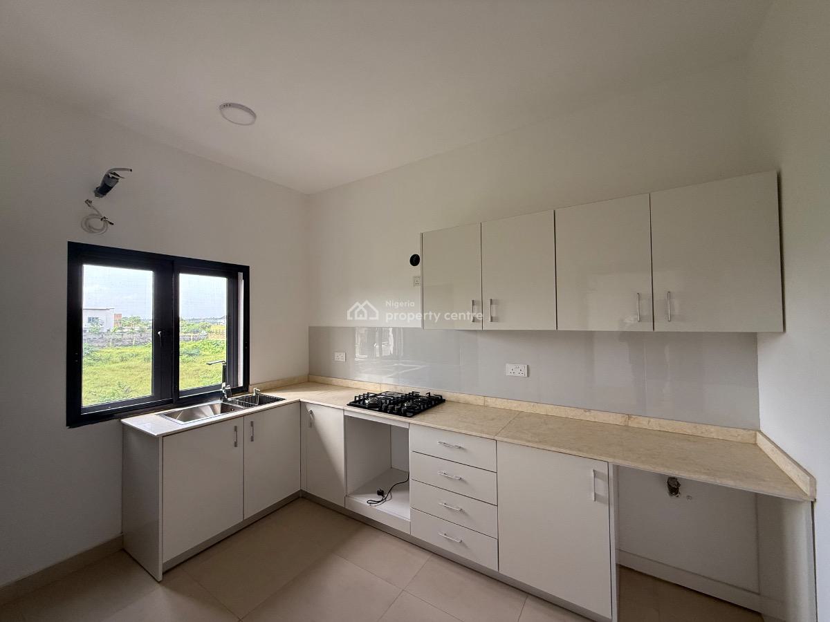 Brand New 2 Bedroom Flat for Super Distress, Beechwood Estate, Lakowe, Ibeju Lekki, Lagos, Flat / Apartment for Sale