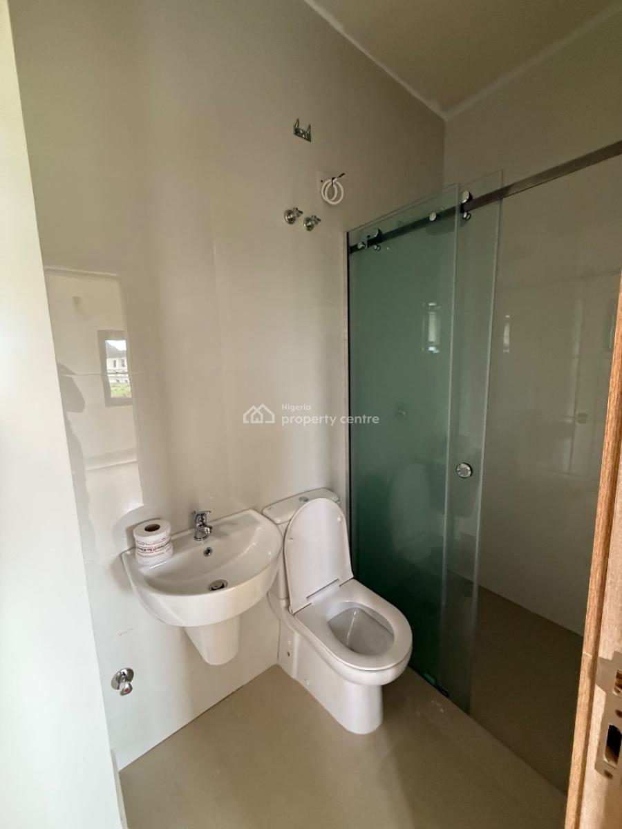 Brand New 2 Bedroom Flat for Super Distress, Beechwood Estate, Lakowe, Ibeju Lekki, Lagos, Flat / Apartment for Sale