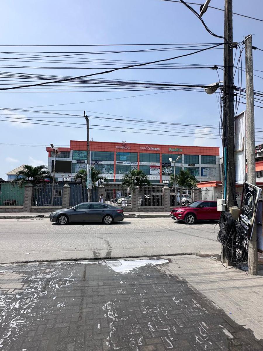 Functional Shopping Mall  - Commercial Property, Orchid Road Lekki Expressway, Lekki, Lagos, Plaza / Complex / Mall for Sale