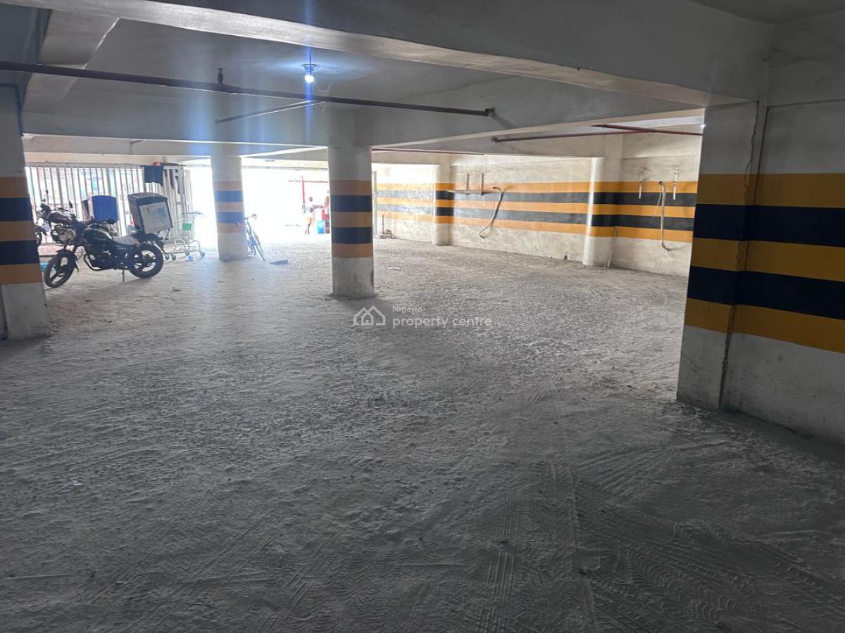 Functional Shopping Mall  - Commercial Property, Orchid Road Lekki Expressway, Lekki, Lagos, Plaza / Complex / Mall for Sale