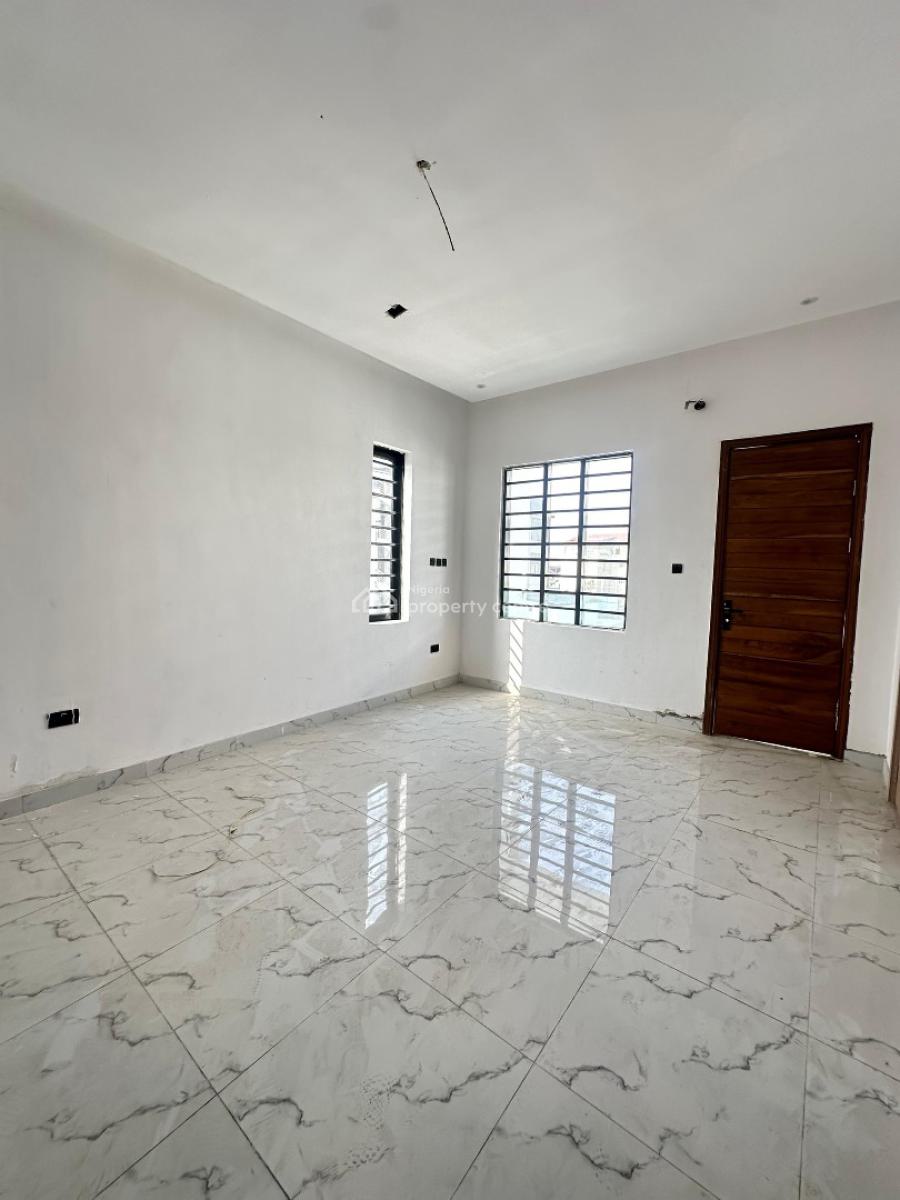 Well Built  4 Bedroom Terraced  Duplex on Two Floors., Orchid Road, Lekki, Lagos, Terraced Duplex for Sale