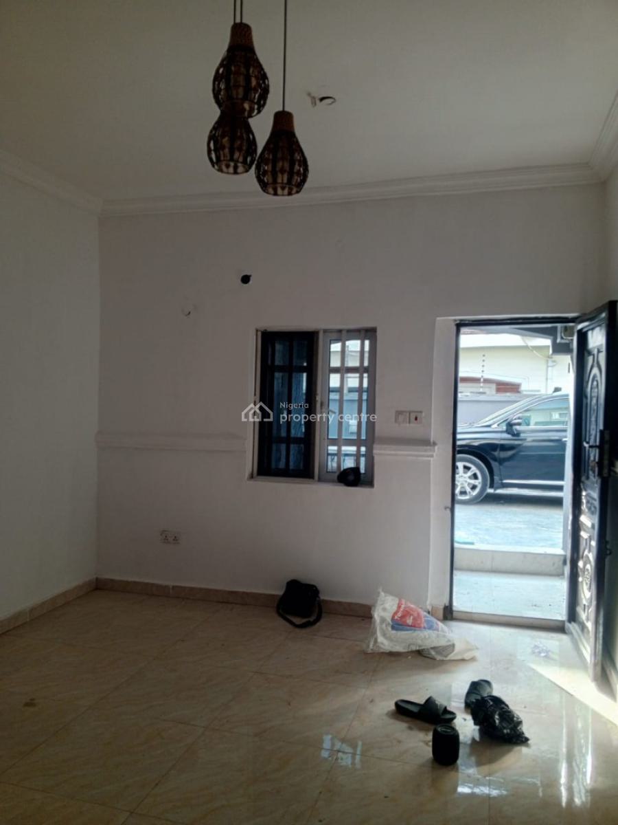 Executive 2 Bedrooms Luxury Apartment, Badore Road, Ajah, Lagos, Flat / Apartment for Rent