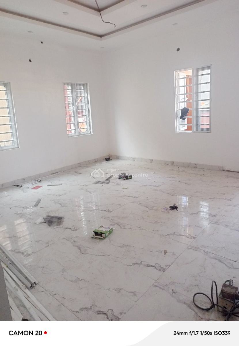 Massive 2 Bedroom Flat, Ijesha, Surulere, Lagos, Flat / Apartment for Rent