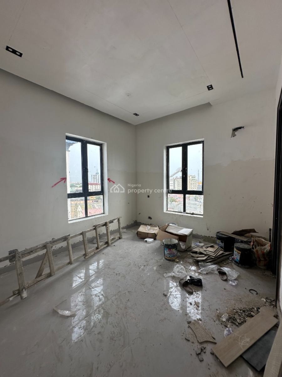 Brand New Luxury 2 Bedroom Service Apartment with Swimming Pool, Lekki Phase 1, Lekki, Lagos, Flat / Apartment for Sale