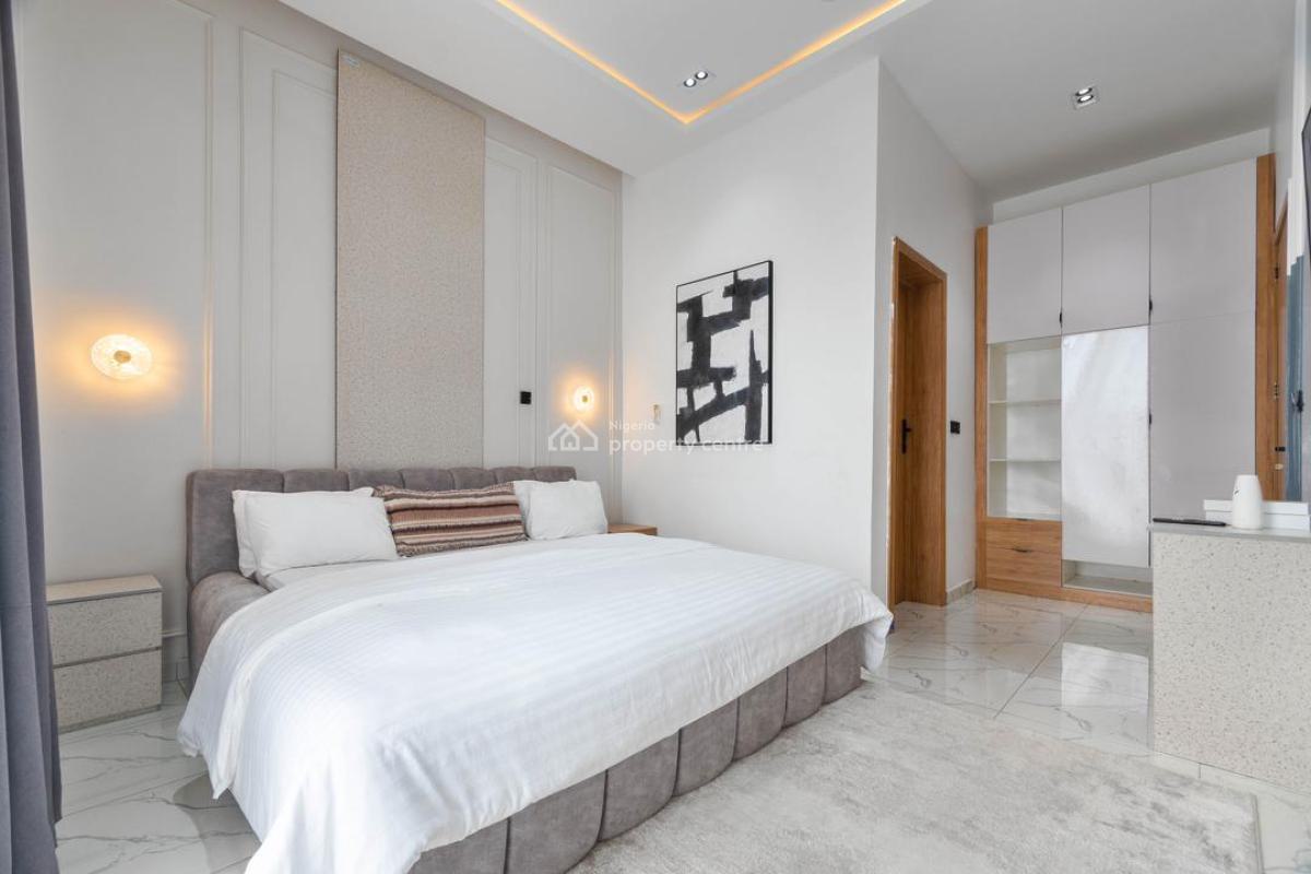 Luxury 2 Bedroom Apartment with Pool & Ps5, Ikate, Lekki, Lagos, Flat / Apartment Short Let