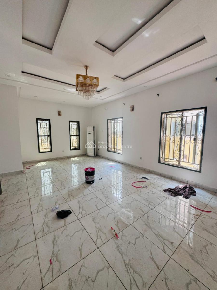 5bedroom with Room and Parlour Bq, Kolapo Ishola Gra, Ibadan, Oyo, House for Rent