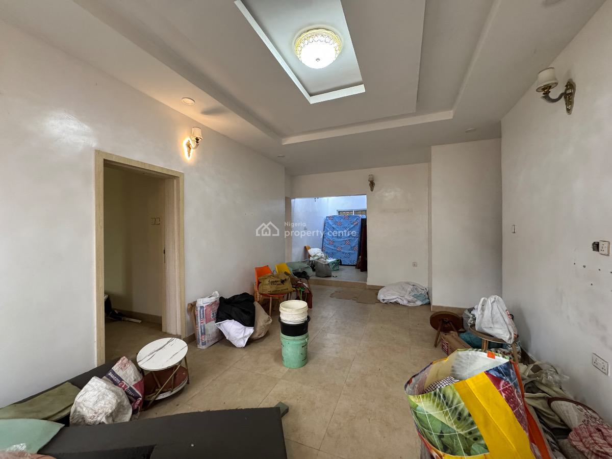 Spacious 2 Bedroom Apartment, Dupe Oguntade Street, Ikate, Lekki, Lagos, Flat / Apartment for Rent