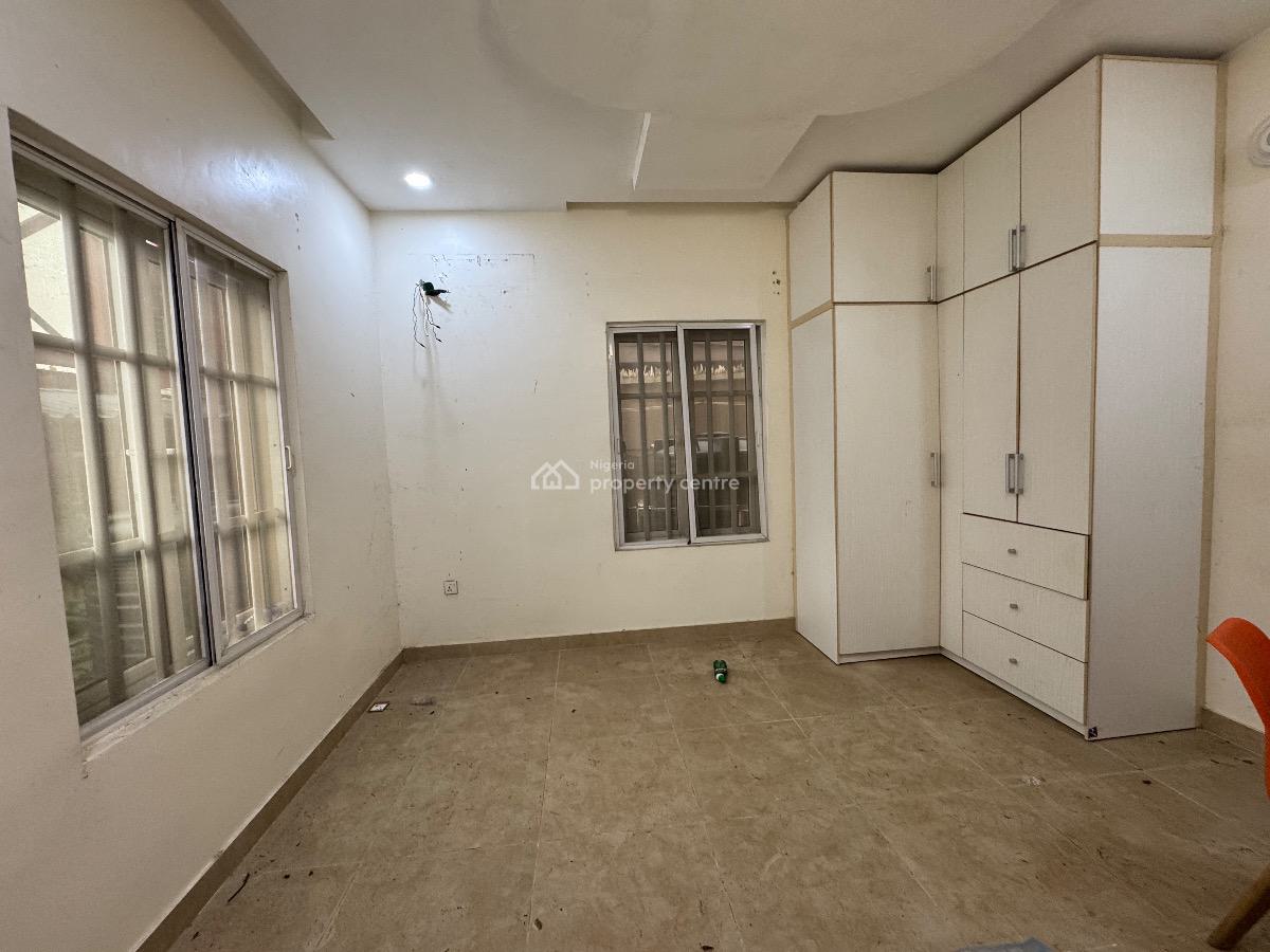Spacious 2 Bedroom Apartment, Dupe Oguntade Street, Ikate, Lekki, Lagos, Flat / Apartment for Rent