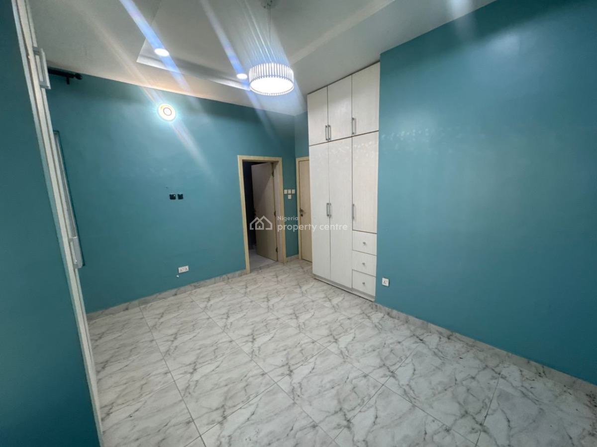 Spacious 2 Bedroom Apartment, Dupe Oguntade Street, Ikate, Lekki, Lagos, Flat / Apartment for Rent