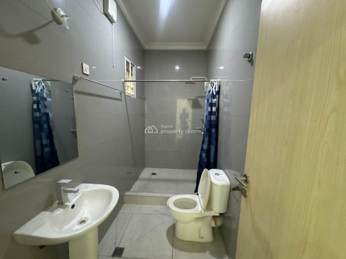 Spacious 2 Bedroom Apartment, Dupe Oguntade Street, Ikate, Lekki, Lagos, Flat / Apartment for Rent