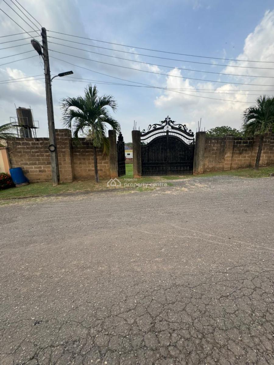 Land Measuring 2,500sqm, Alalubosa Gra, Ibadan, Oyo, Residential Land for Sale