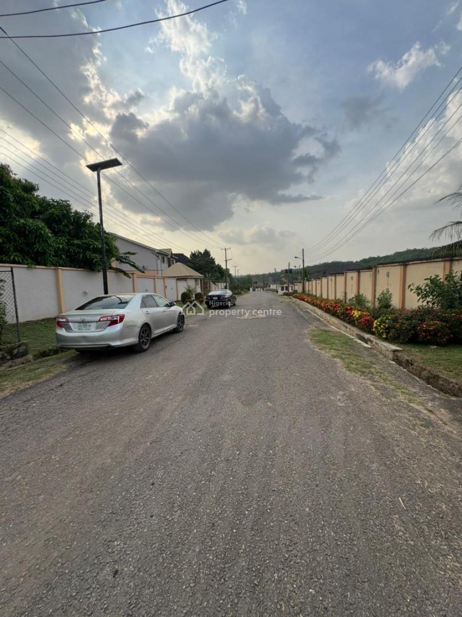 Land Measuring 2,500sqm, Alalubosa Gra, Ibadan, Oyo, Residential Land for Sale