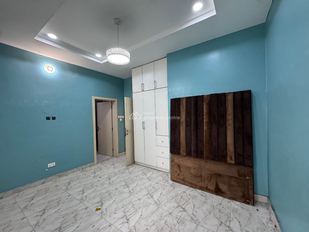 Service 3bedroom Apartment, Dupe Oguntade Street, Ikate, Lekki, Lagos, Flat / Apartment for Rent