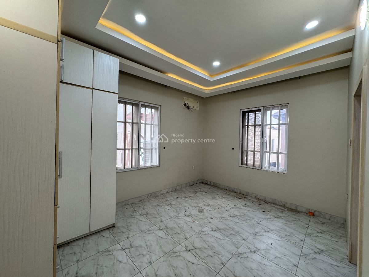 Service 3bedroom Apartment, Dupe Oguntade Street, Ikate, Lekki, Lagos, Flat / Apartment for Rent