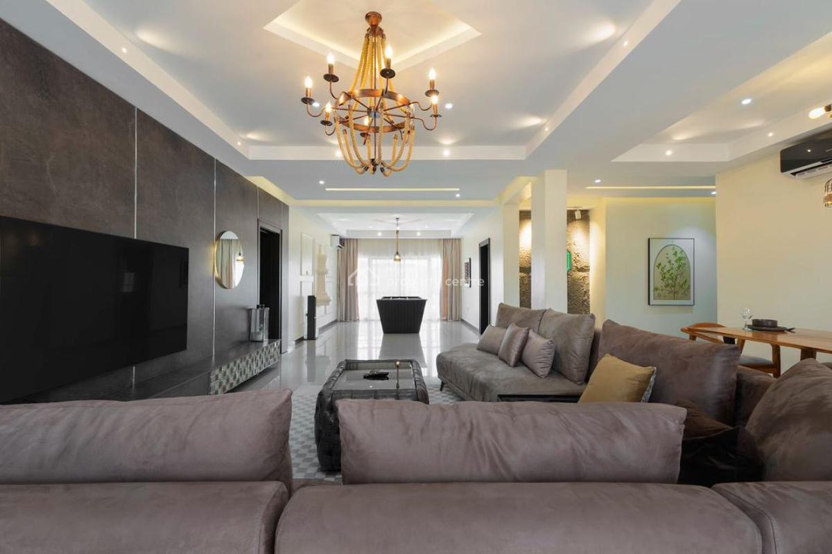 Luxury Super Spacious 3 Bedroom Apartment with Snooker Board and Pool., Ikoyi, Lagos, Flat / Apartment Short Let