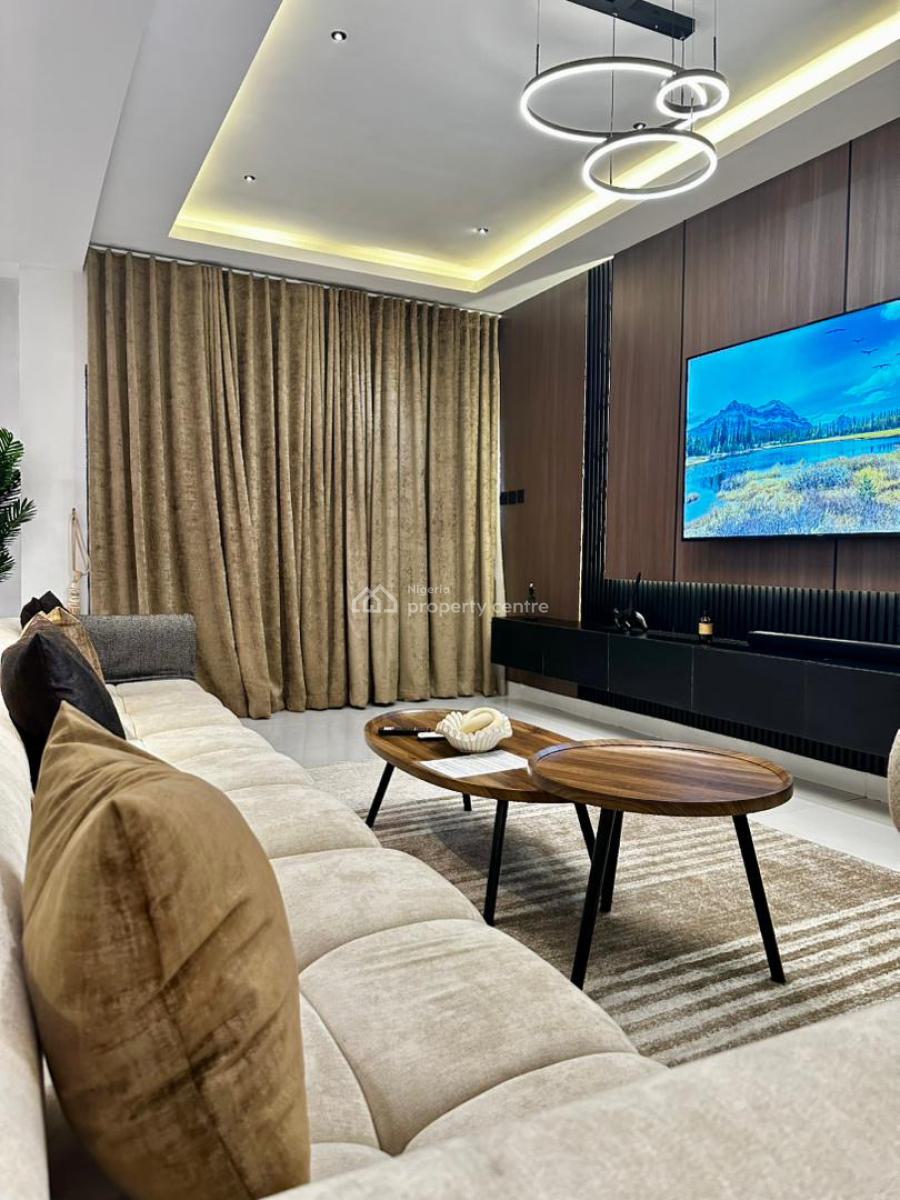 Luxury Super Spacious 1 Bedroom Apartment with Snooker Board and Pool., Lekki Phase 1, Lekki, Lagos, Flat / Apartment Short Let