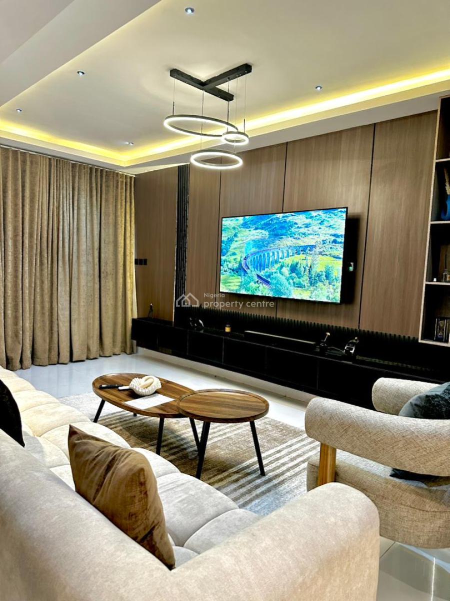 Luxury Super Spacious 1 Bedroom Apartment with Snooker Board and Pool., Lekki Phase 1, Lekki, Lagos, Flat / Apartment Short Let