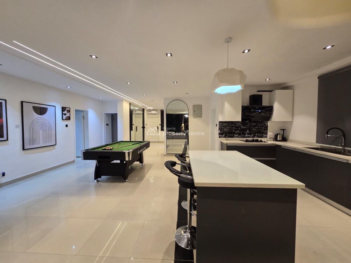 3 Bedroom Apartment with Pool & Snooker, Lekki Phase 1, Lekki, Lagos, Flat / Apartment Short Let