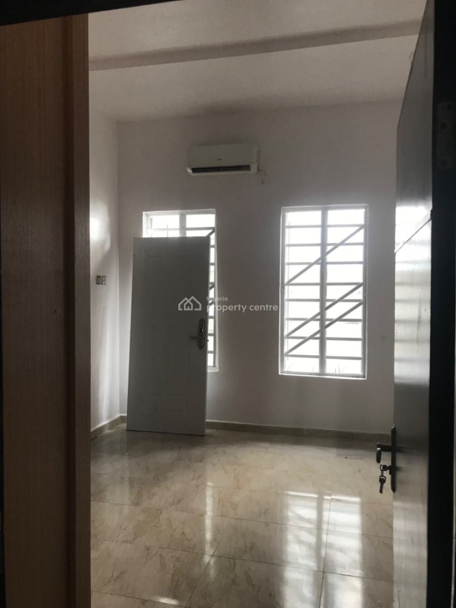 Luxury 4 Bedroom Semi Detached with Excellent Facility, Osapa, Lekki, Lagos, Semi-detached Duplex for Rent