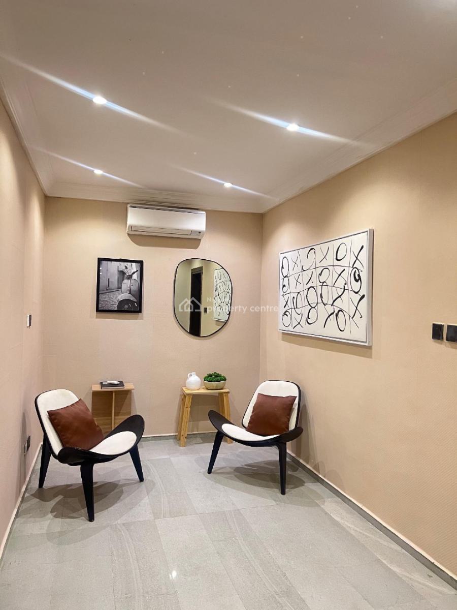 Luxury Super Spacious 3 Bedroom Apartment with Snooker Board and Pool., Lekki Phase 1, Lekki, Lagos, Flat / Apartment Short Let