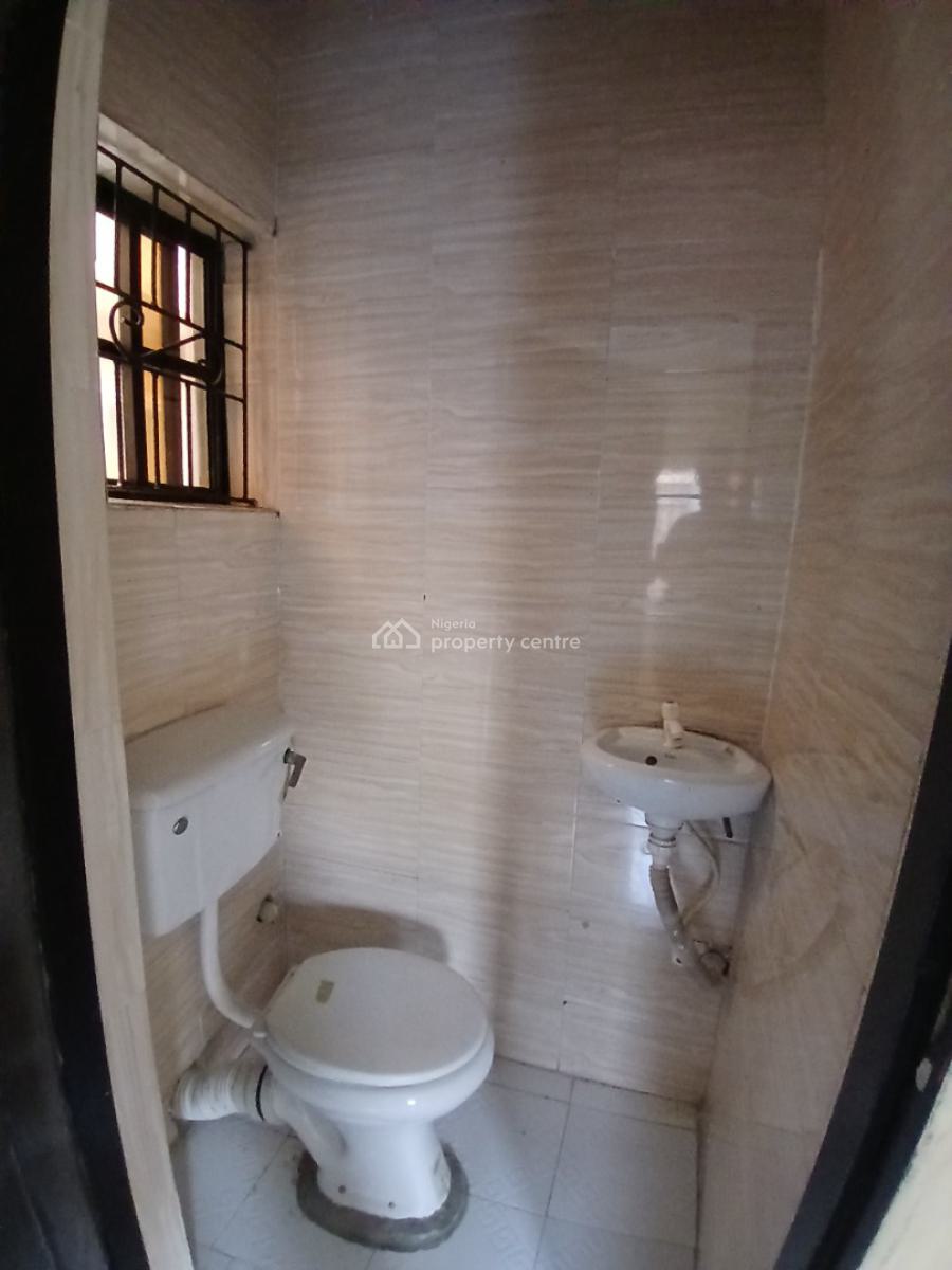 Well Maintained Mini Flat with 2 Toilets, Off Ado Road, Ajah, Ajah, Lagos, Mini Flat (room and Parlour) for Rent