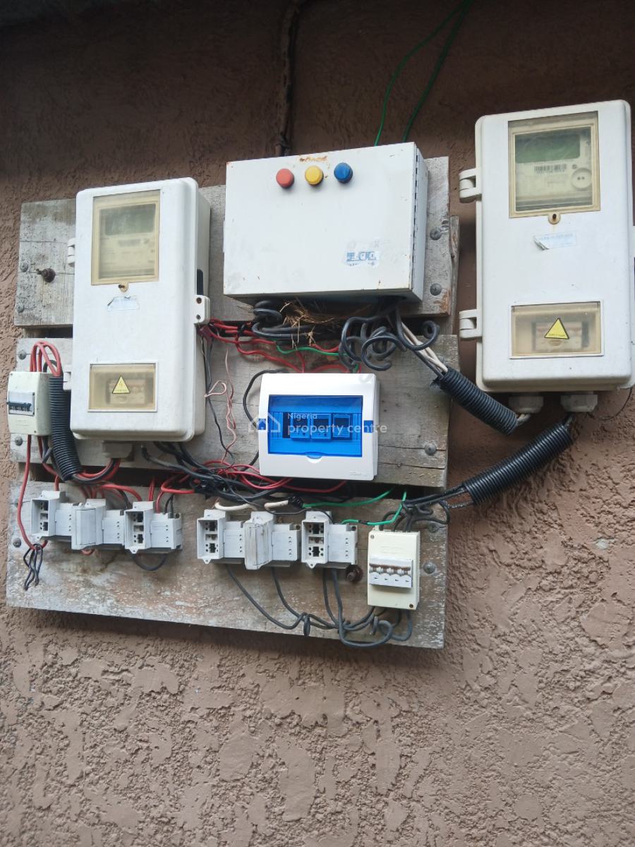 Well Maintained Mini Flat with 2 Toilets, Off Ado Road, Ajah, Ajah, Lagos, Mini Flat (room and Parlour) for Rent