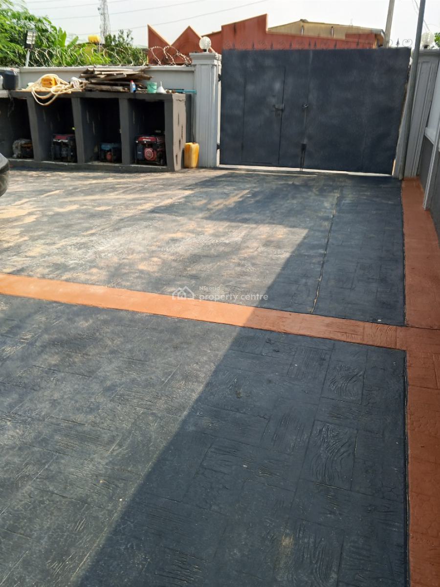 Clean Mini Flat, Bucknor Estate, Isolo, Lagos, Mini Flat (room and Parlour) for Rent